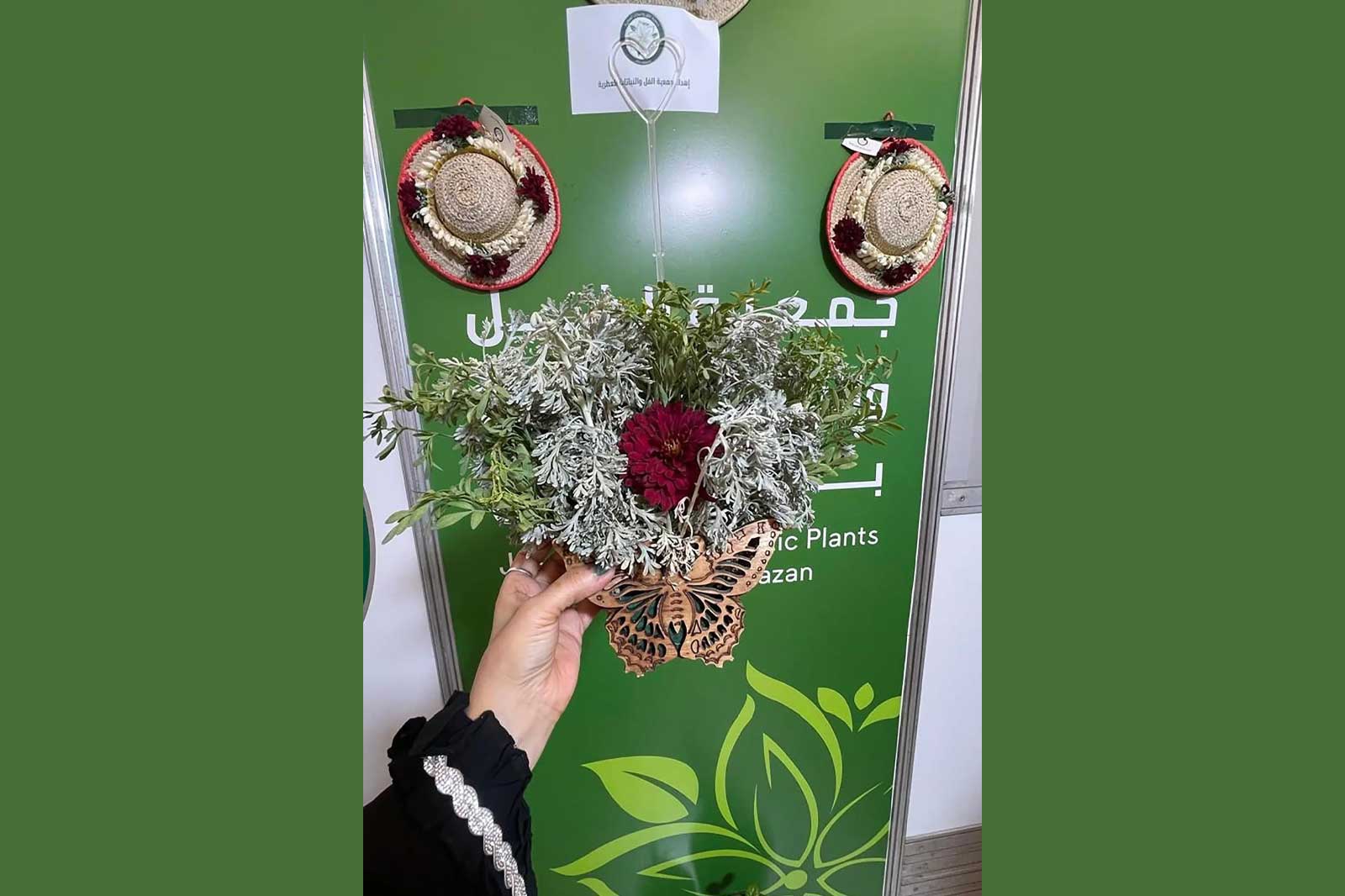 الجمعية تُعرّف زوار مهرجان المانجو بمبادراتها وخدماتها الزراعية